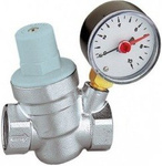 REDUKTOR CIŚNIENIA WODY GOSHE 1/2 Z MANOMETREM